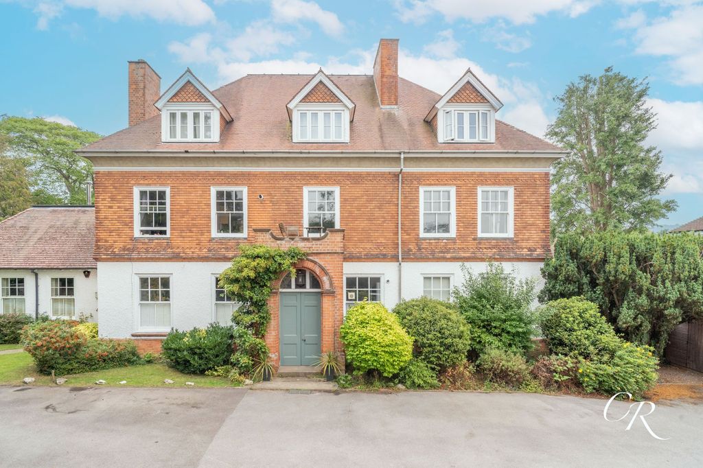 Property photo 1 of 13