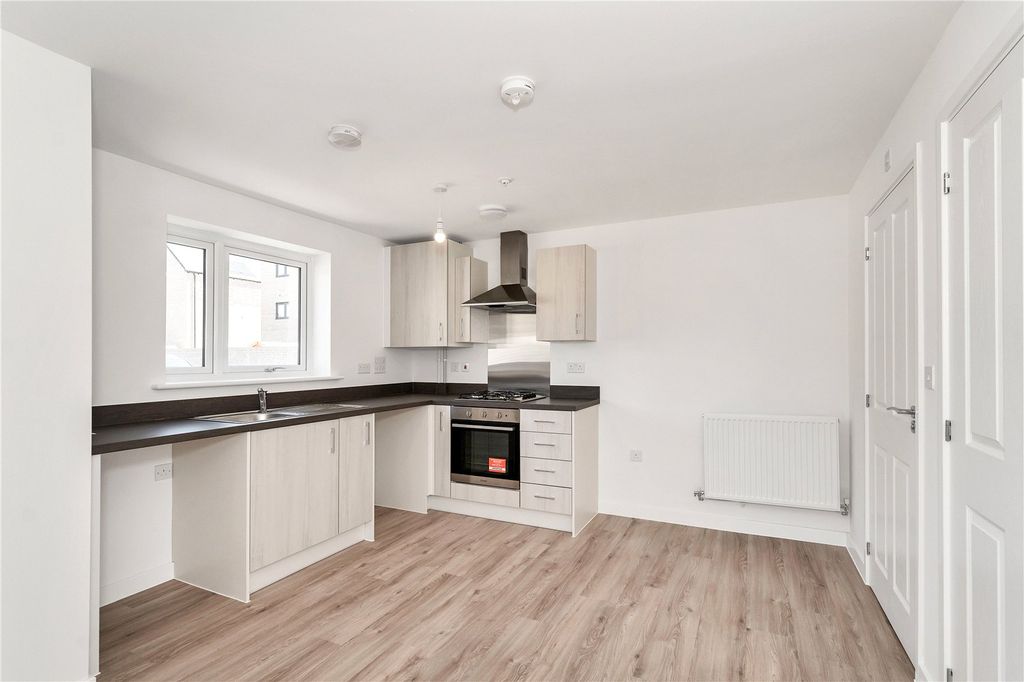 Property photo 2 of 8 Picture No. 04