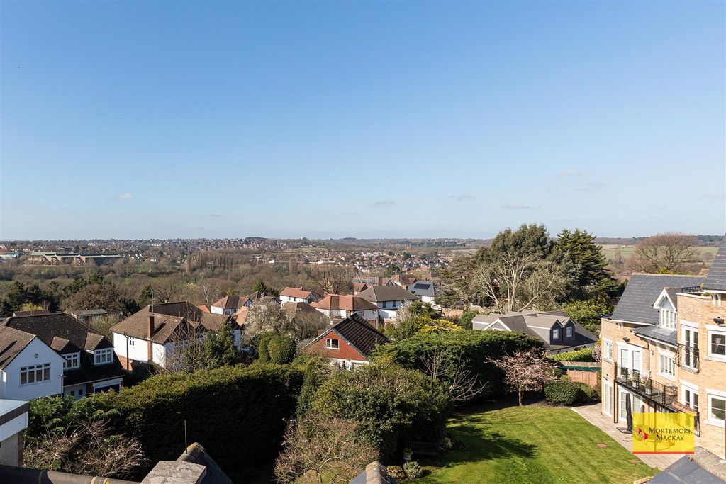 Additional image 12 of 2 bed flat for saleOld Park Road, Enfield EN2