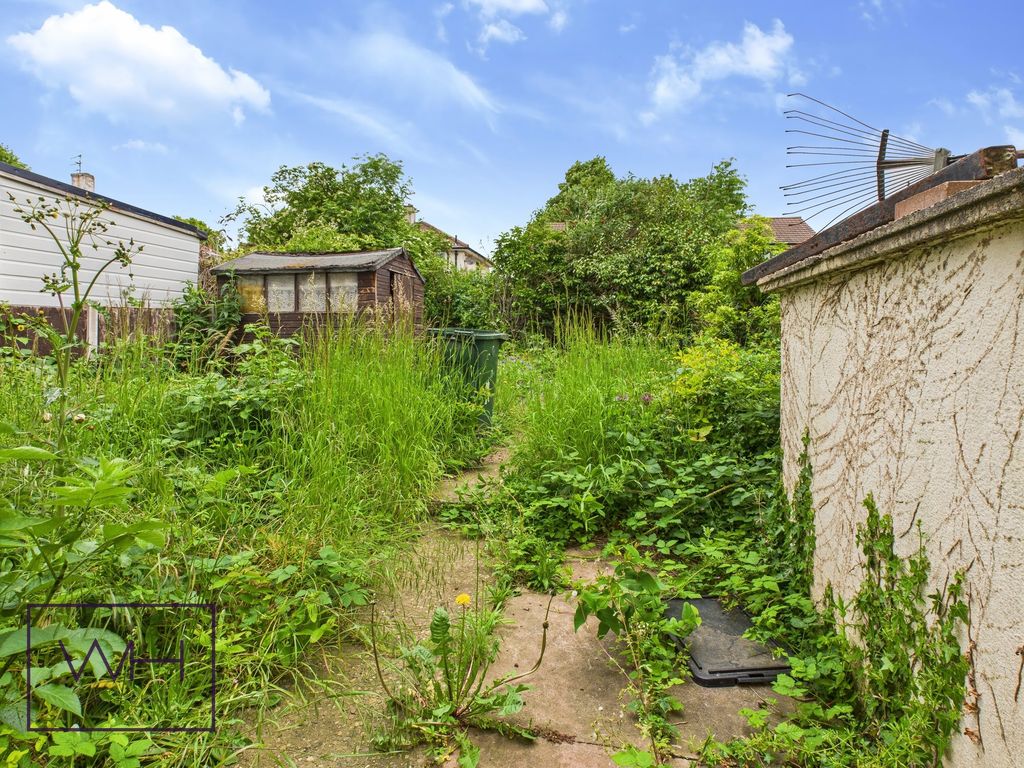 Property photo 2 of 15 Cam03785G0-Pr0264-Still006