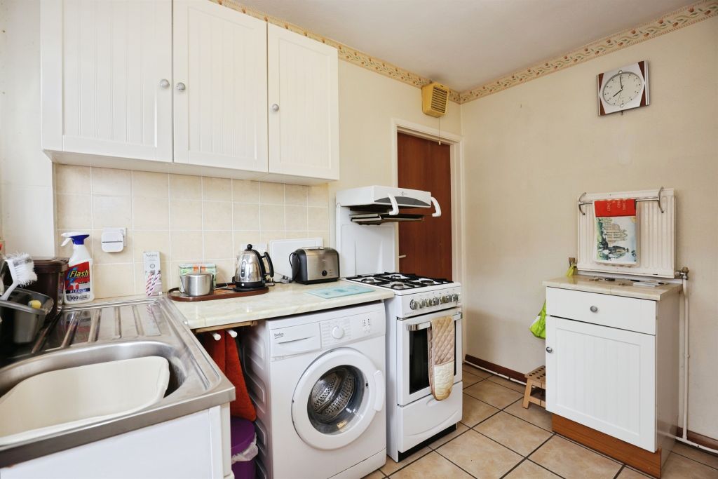 Property photo 3 of 17