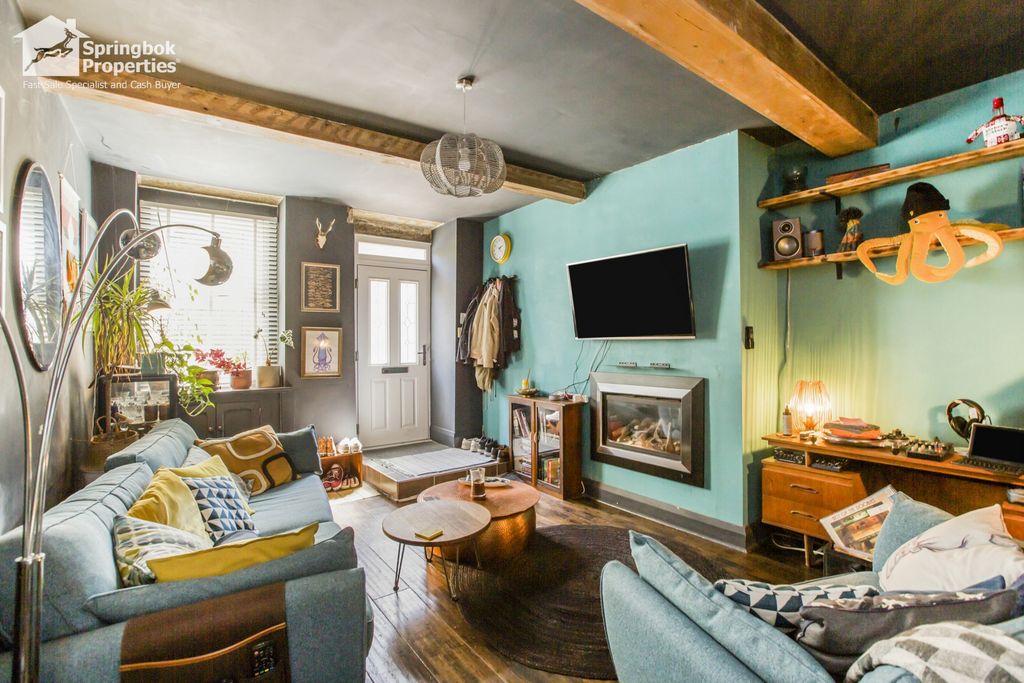 Property photo 2 of 17 Image 2