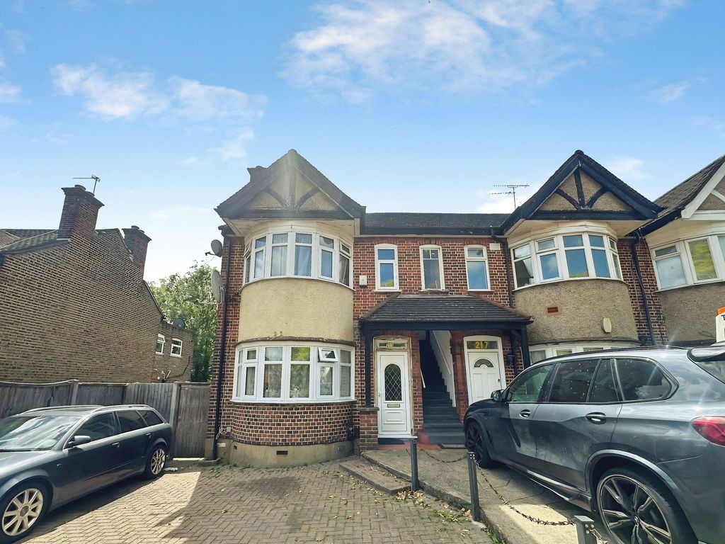 Property photo 1 of 6
