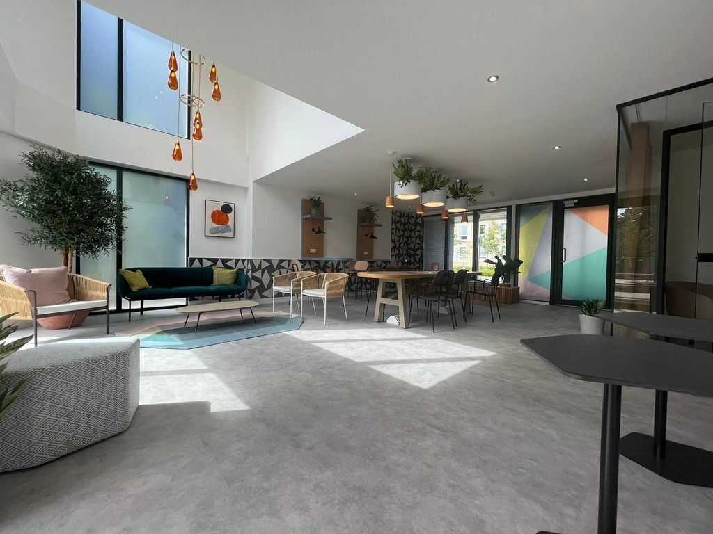 Property photo 2 of 7