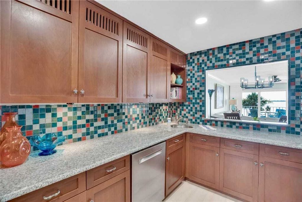 Property photo 3 of 10 <Alttext/>