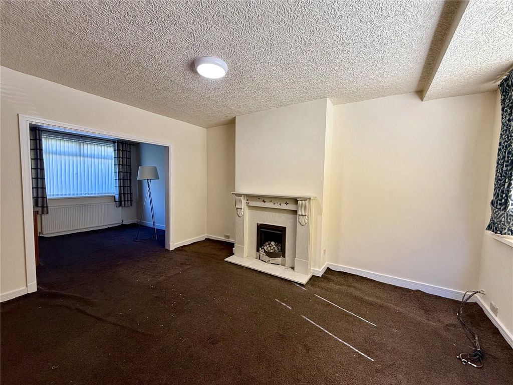 Property photo 3 of 19 Picture No. 18