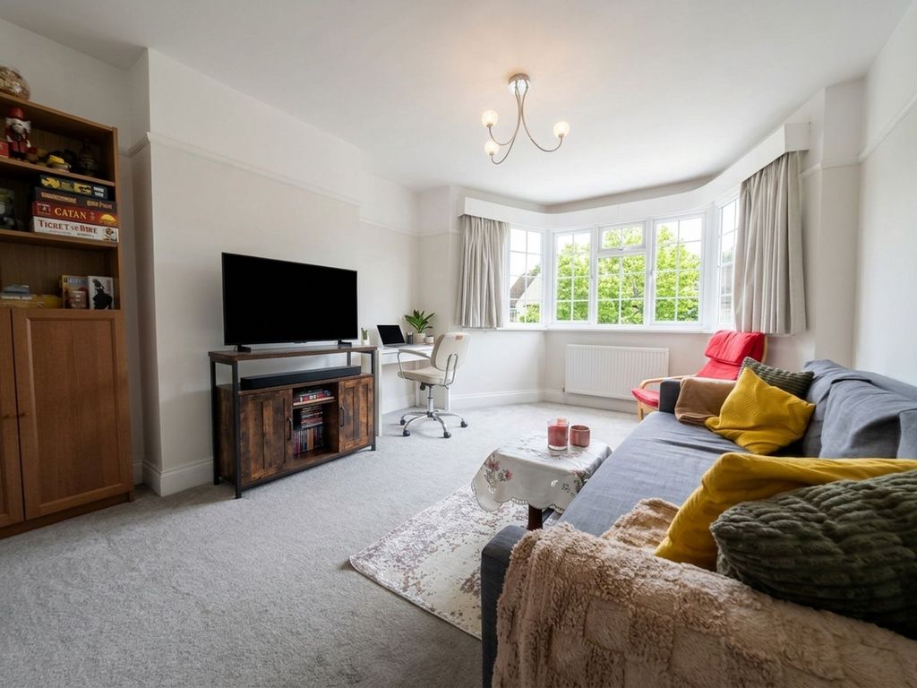 Property photo 2 of 7