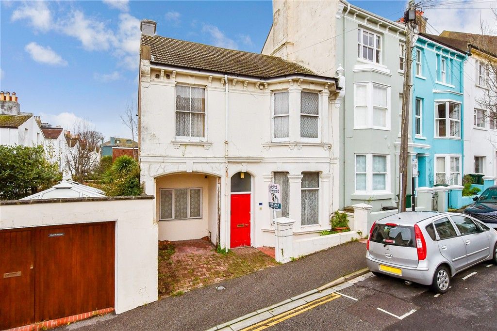 Property photo 1 of 15 External (Web)