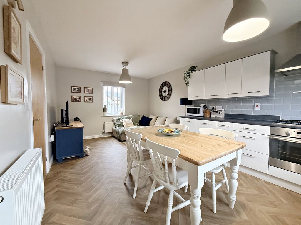 Property photo 2 of 31 Kitchen-Diner