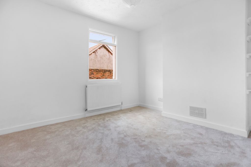 Property photo 2 of 17 296A1513