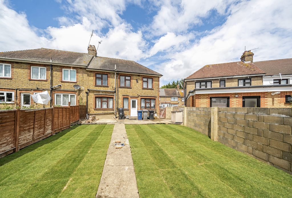 Property photo 2 of 15 1315130-19-685d48...