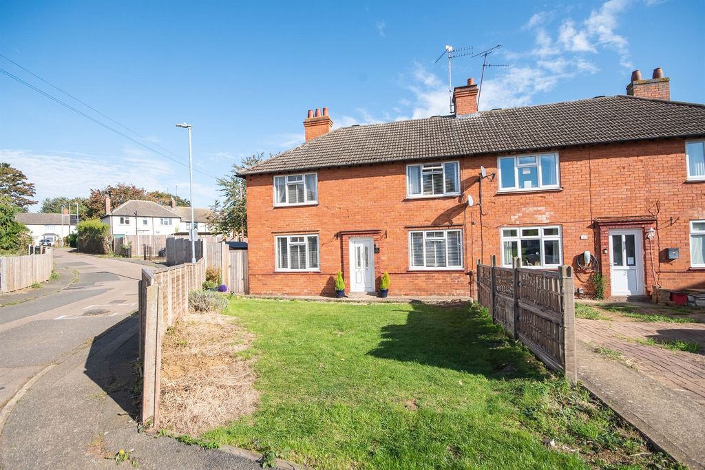 Property photo 1 of 12