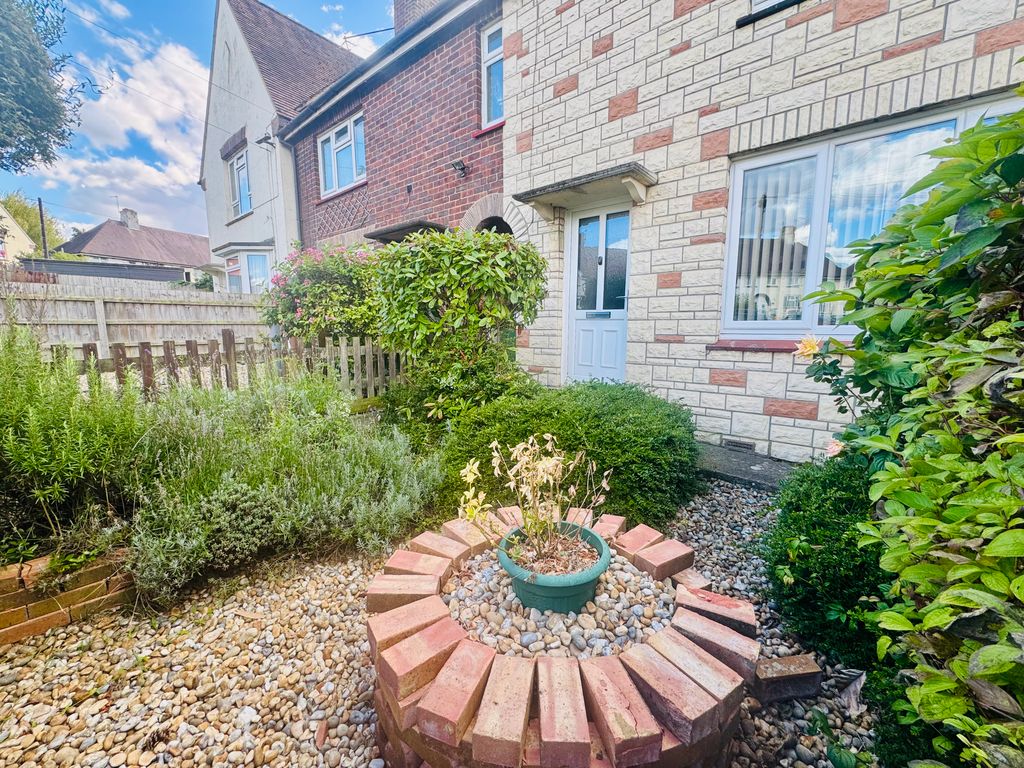 Property photo 1 of 13 Image