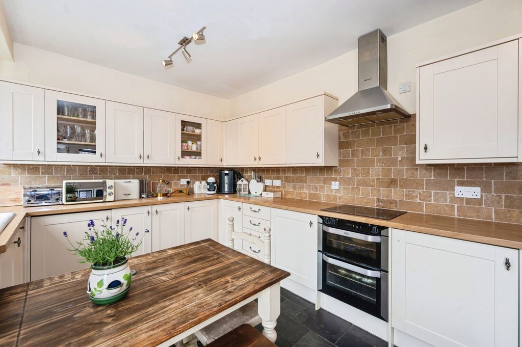 Property photo 1 of 15 Kitchen