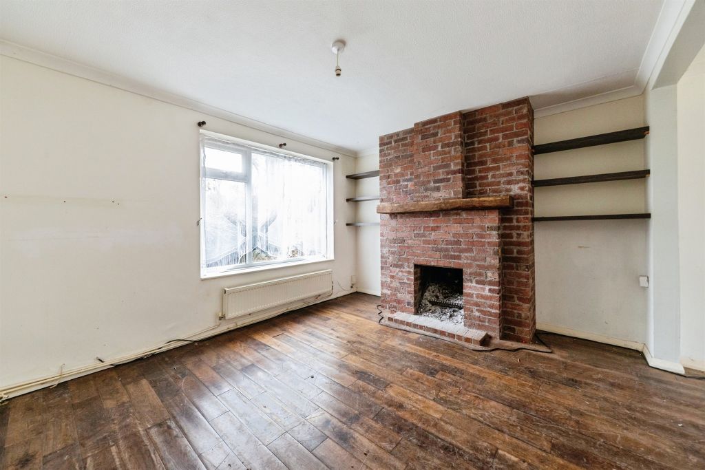 Property photo 3 of 24