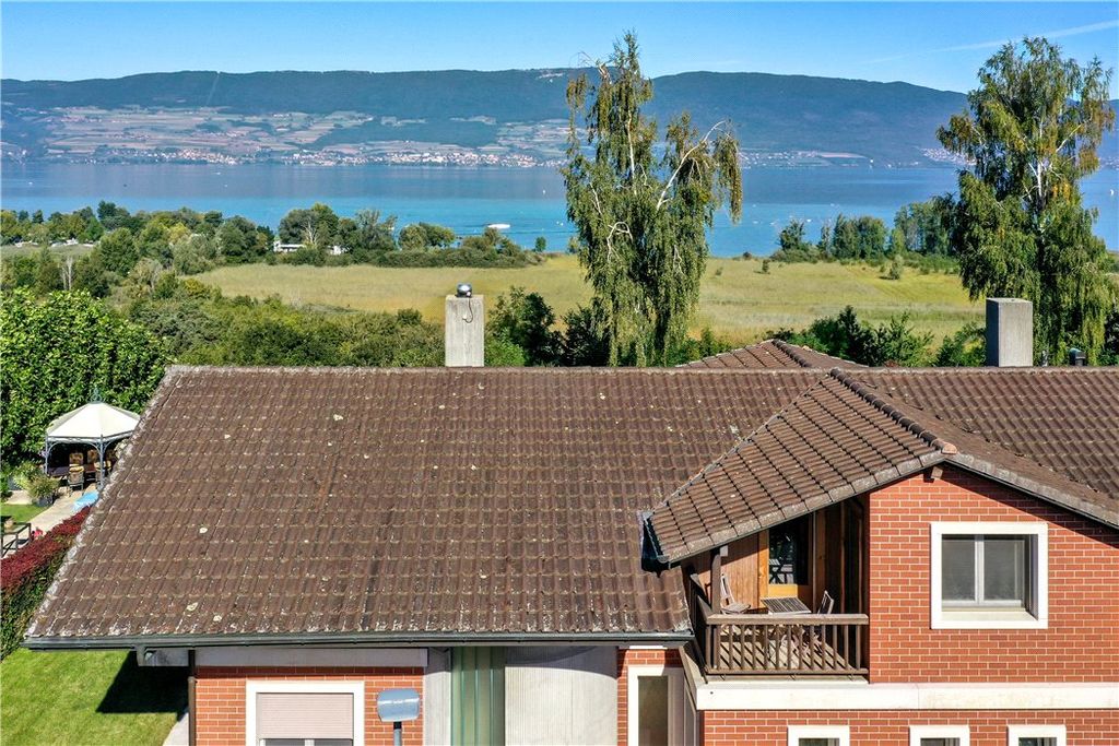 Property photo 1 of 18 For Sale Estavaye