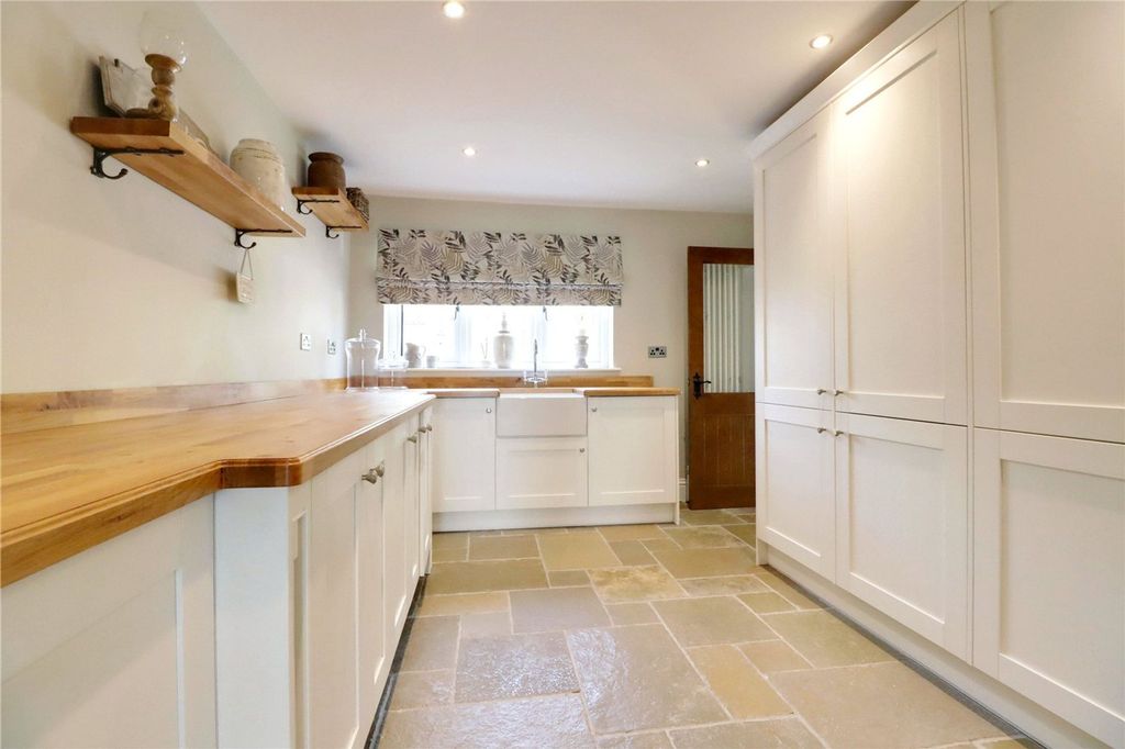 Additional image 36 of 9 bed detached house for saleCrowle, Scunthorpe DN17