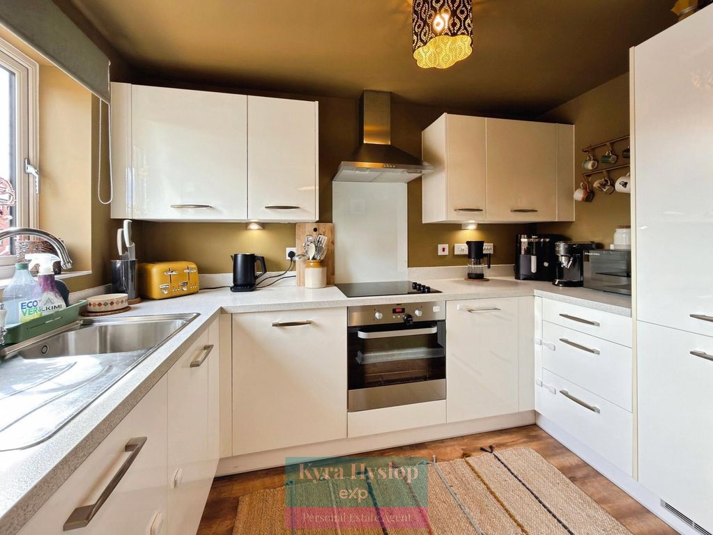 Property photo 3 of 15