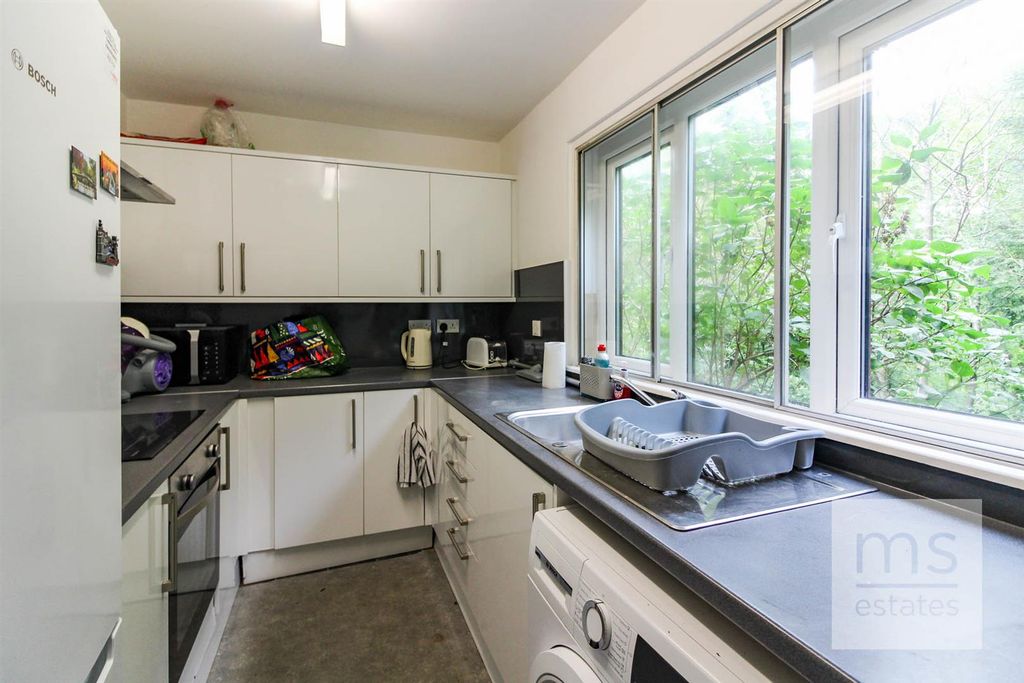 Property photo 2 of 9 Img_0114.Jpg