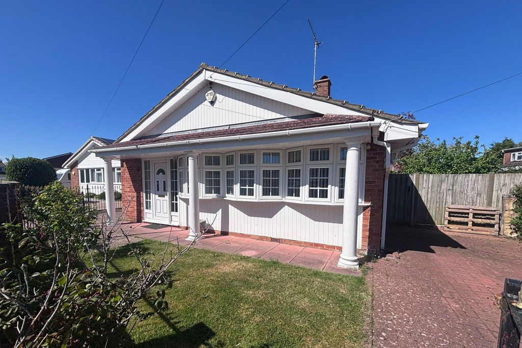 Property photo 1 of 14 Front