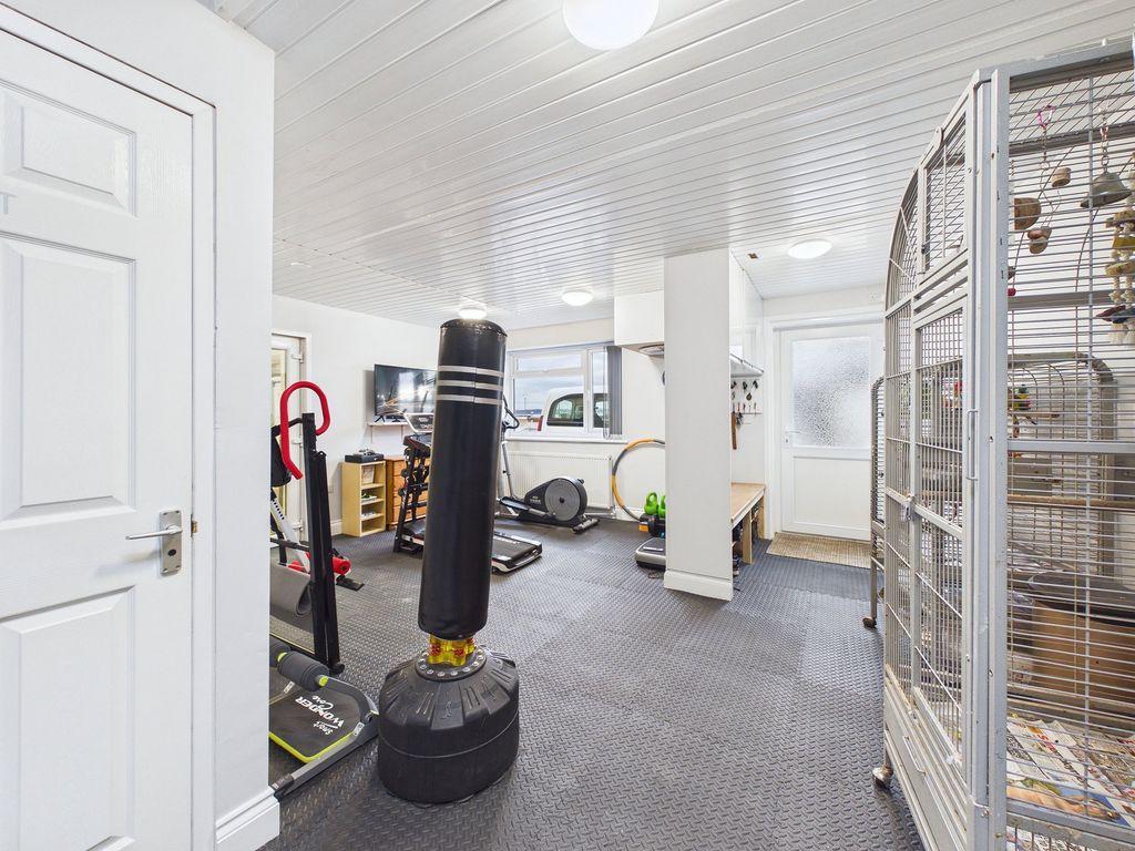 Additional image 22 of 4 bed flat for saleAlta Vista Road, Goodrington, Paignton TQ4