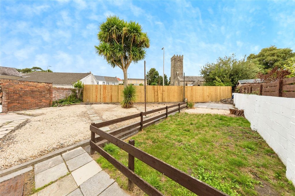 Property photo 3 of 27 Picture No. 24