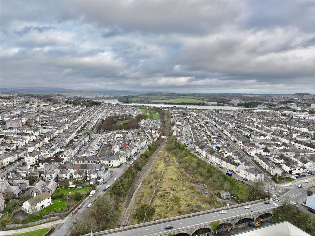 Property photo 1 of 28 Dji_Fly_20260219_133422_0904_1771582545716_Photo.J