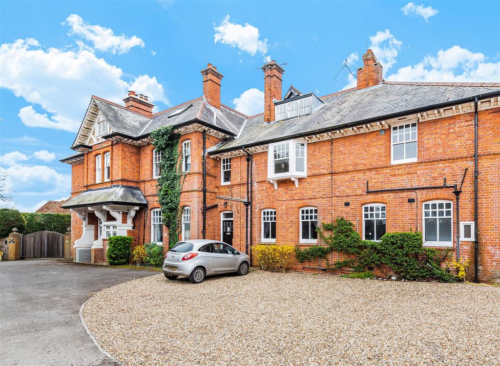 Property photo 1 of 13