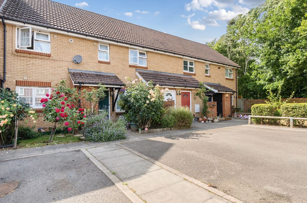 Property photo 1 of 8