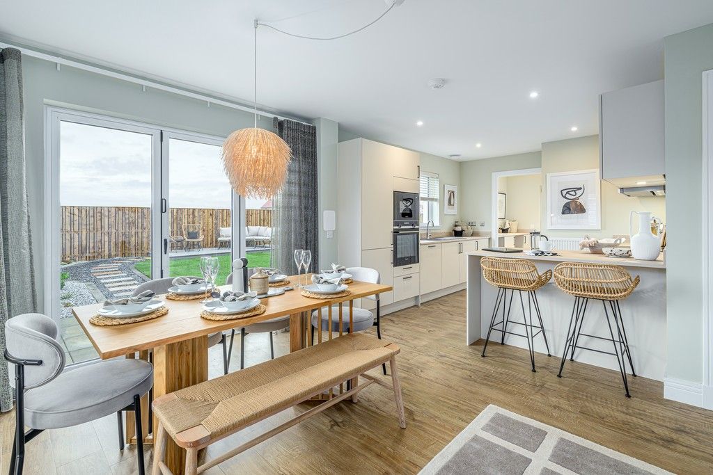 Property photo 1 of 15 Calderwood, East Calder