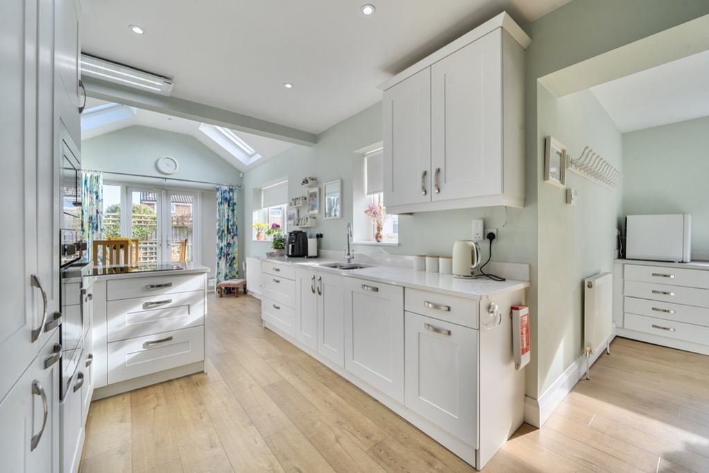 Property photo 1 of 22 Kitchen Dining Room