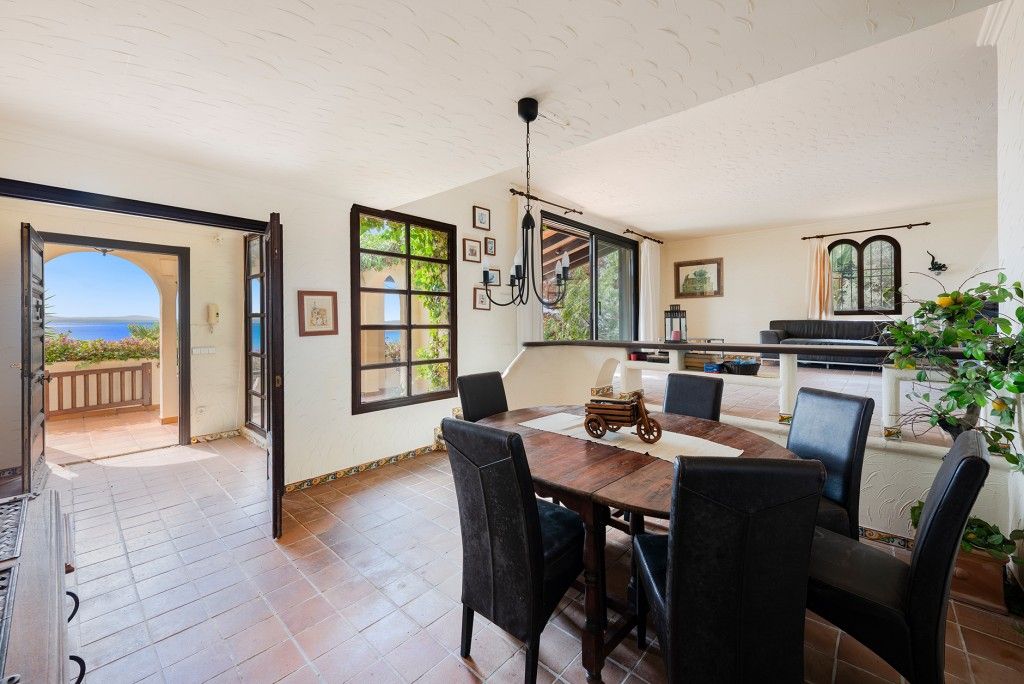 Property photo 3 of 19 Dinning Room (1)