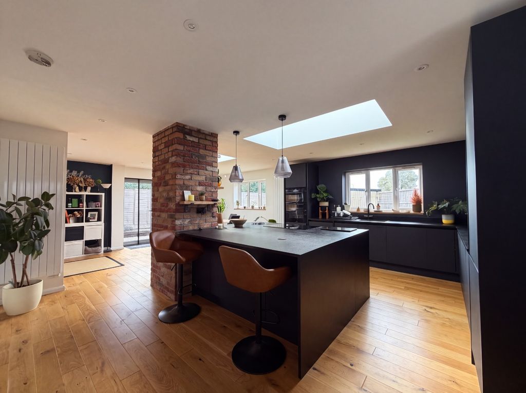 Property photo 1 of 14 5420121