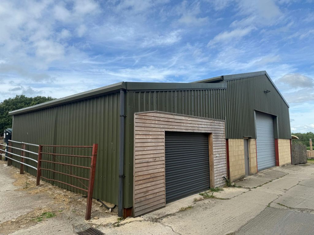 Property photo 3 of 6 5.Jpg