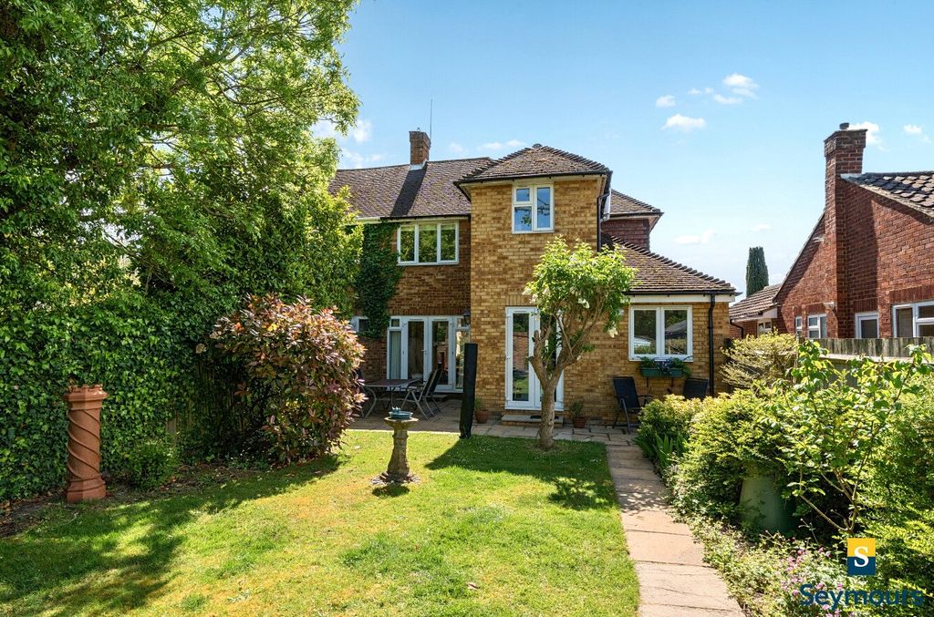 Additional image 22 of 3 bed semi-detached house for saleGuildford, Surrey GU1