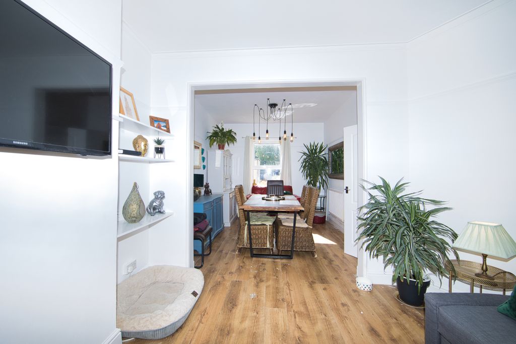 Property photo 2 of 11 Picture 2