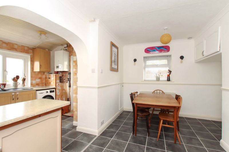 Property photo 3 of 16 Photo 11