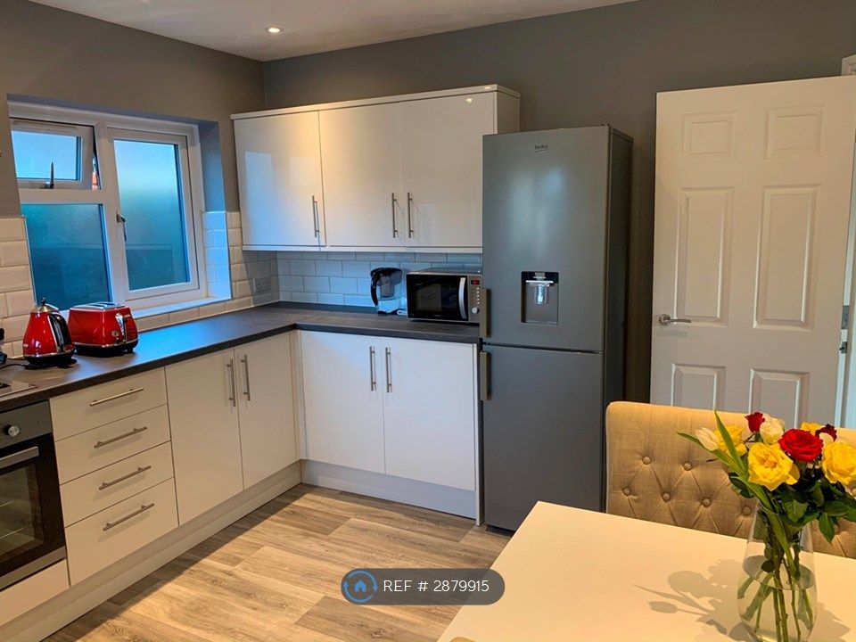 Property photo 2 of 13 Open Plan Kitchen
