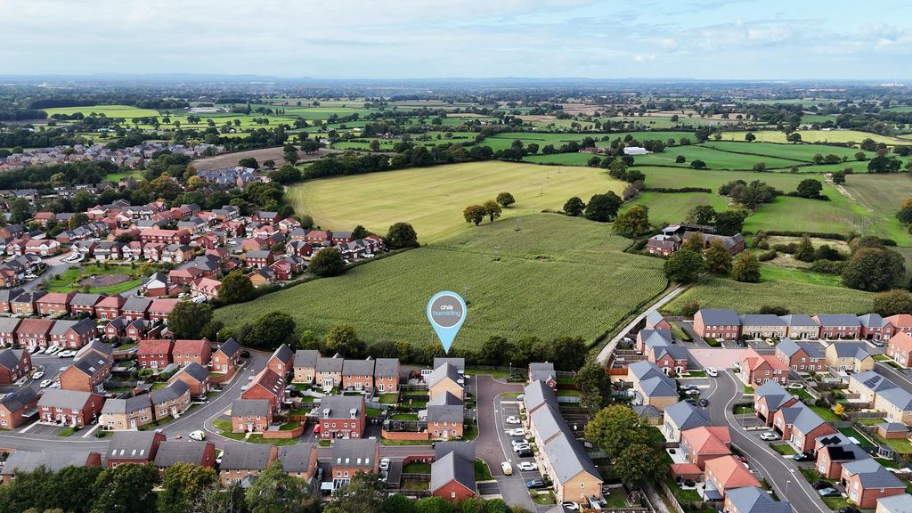 Property photo 2 of 27 Dji_0099.00_01_06_14.Still139.Jpg