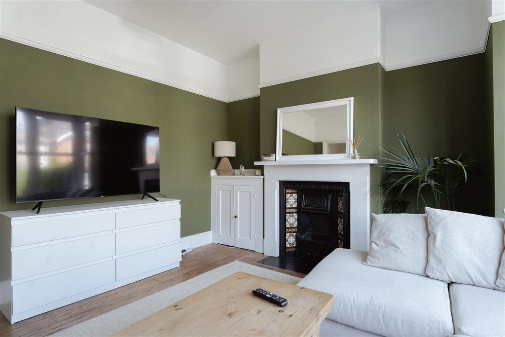 Property photo 2 of 17 2.Jpg