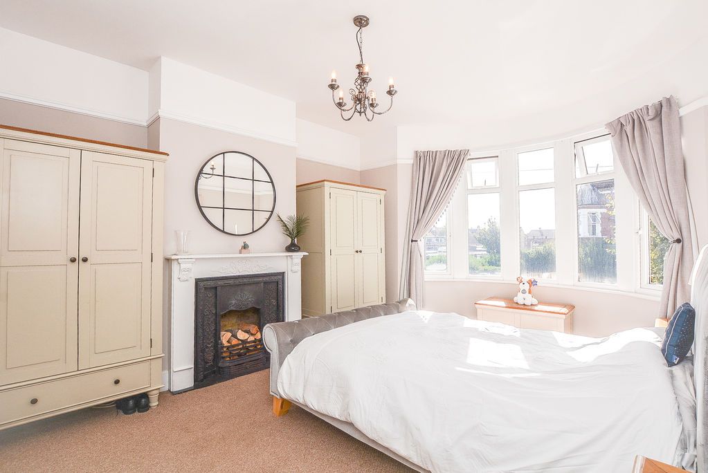 Property photo 3 of 17 Photo 10