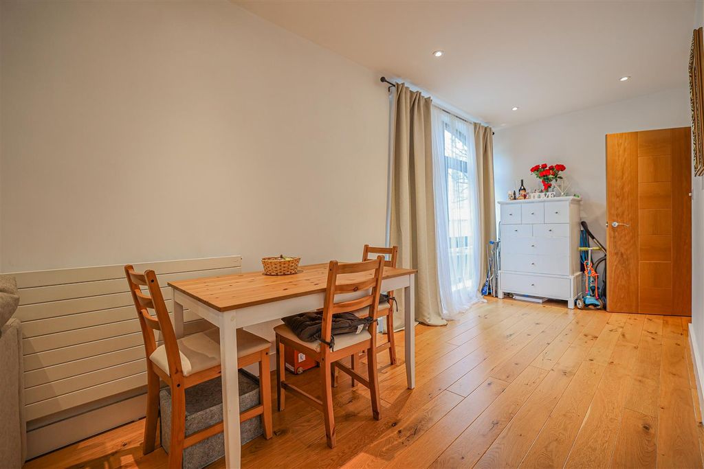 Property photo 3 of 13 980A0831.Jpg