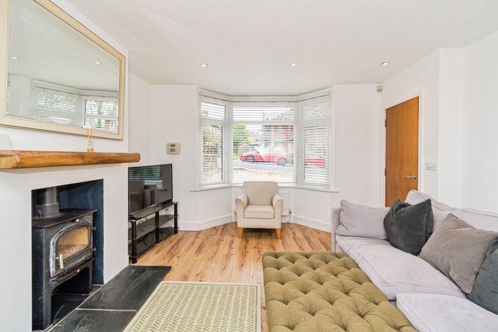 Property photo 3 of 14 Pbox-Img.Jpg