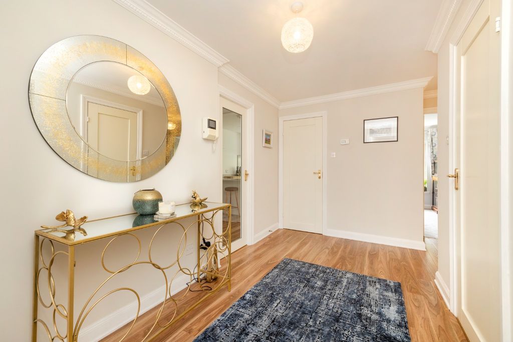 Property photo 2 of 27 4804262