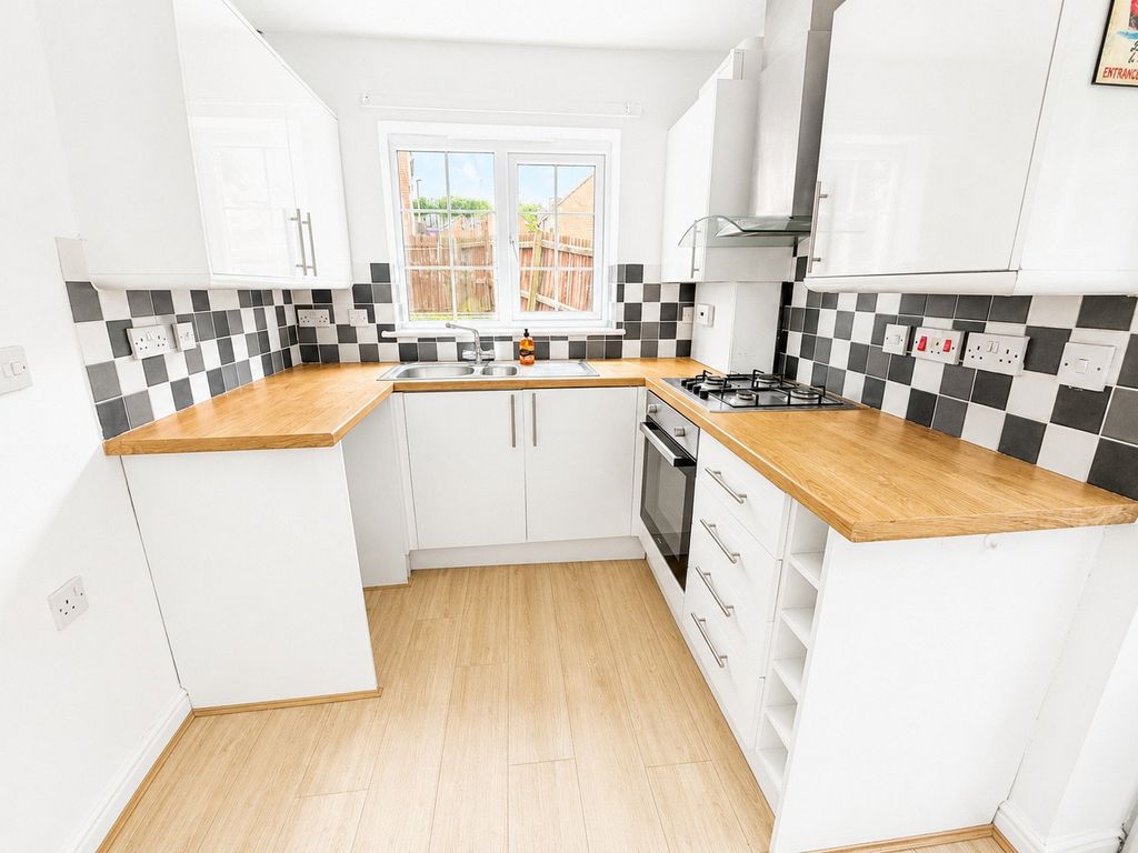 Property photo 2 of 14