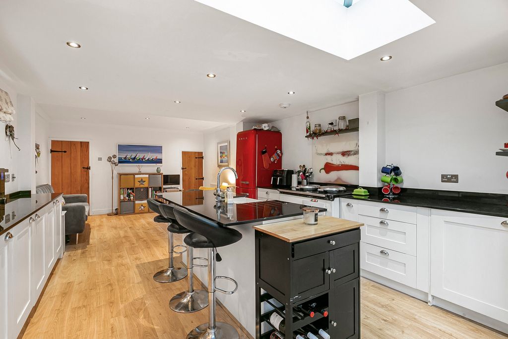 Property photo 1 of 27 Kitchen