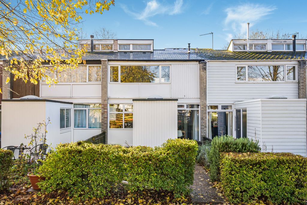 Property photo 1 of 12 Front