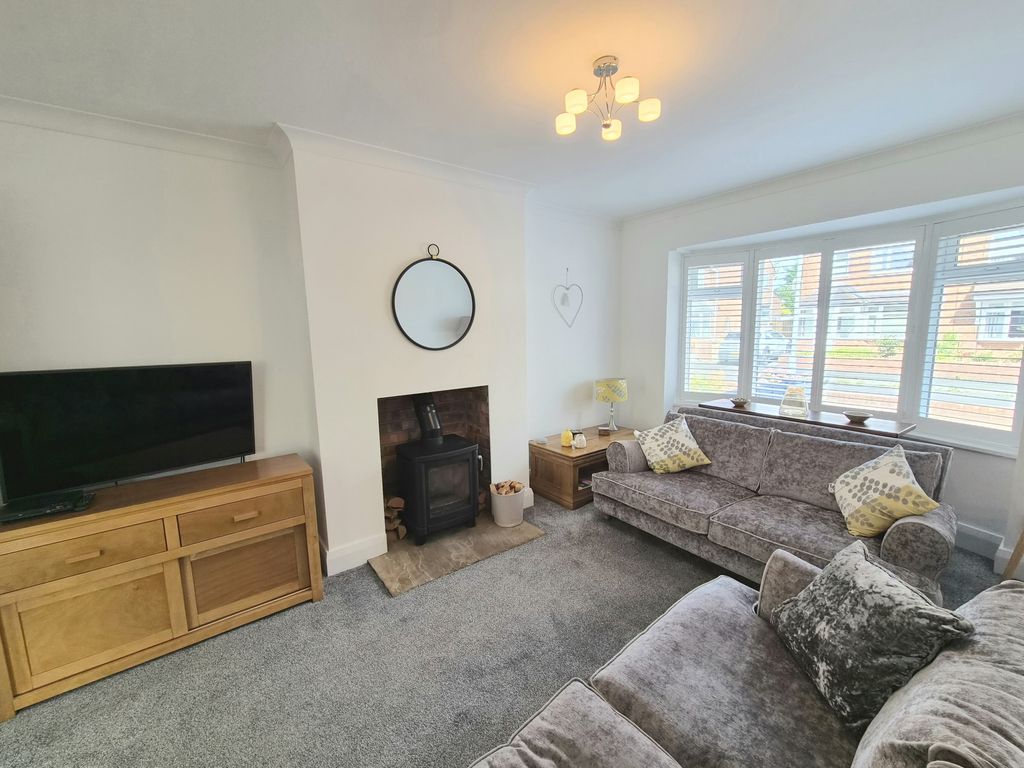 Property photo 2 of 23