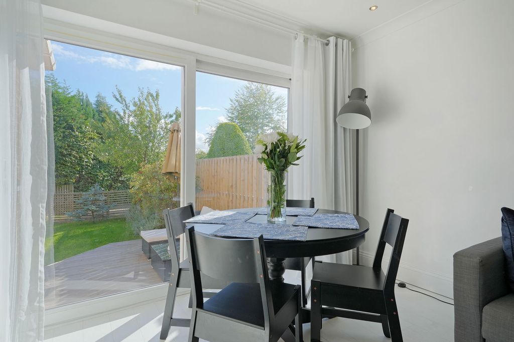 Property photo 2 of 45