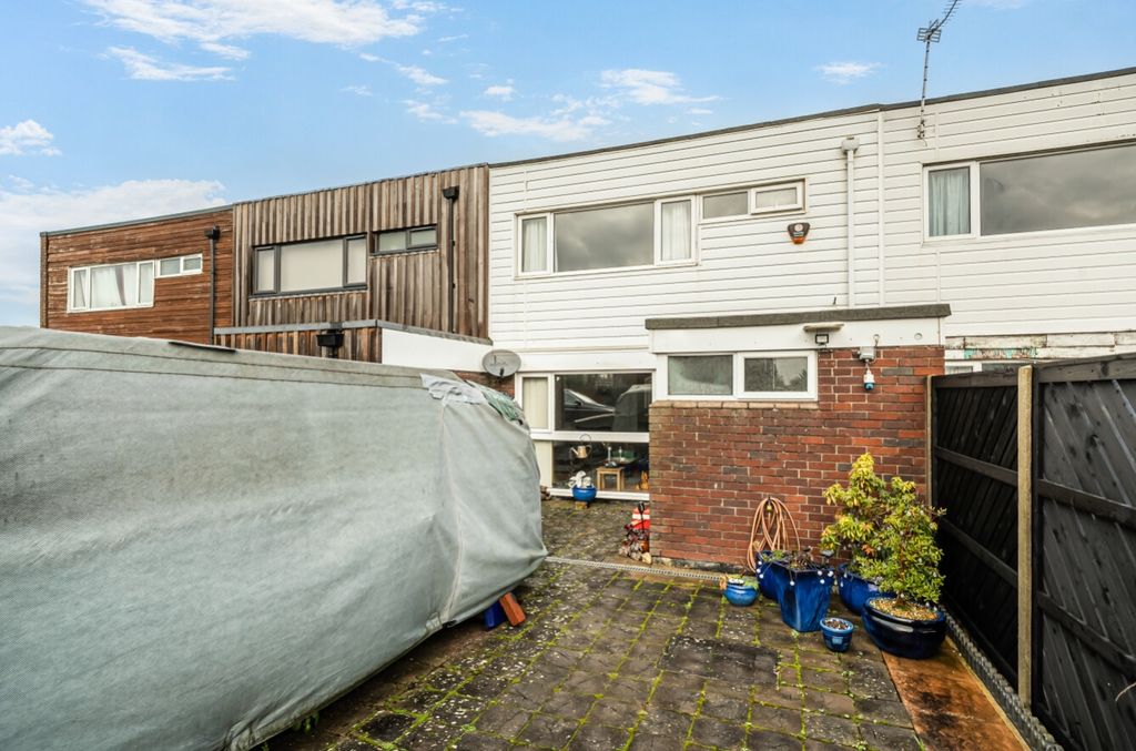 Property photo 1 of 10 1395685-1-6960Eb9F69Fe4